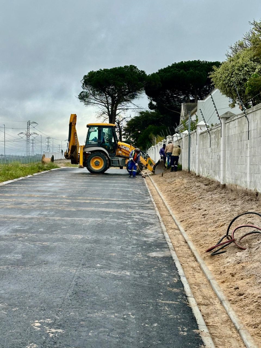 3 Bedroom Property for Sale in Zevenzicht Western Cape